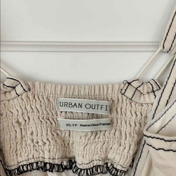 Urban Outfitters romper xs - Picture 3 of 4